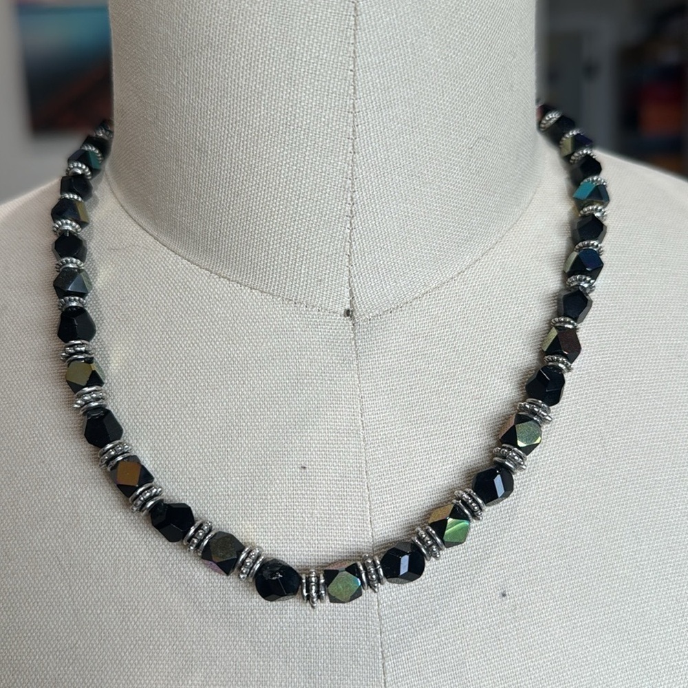 Fashion multicolor prism glass bead link necklace, heart shaped toggle clasp EUC